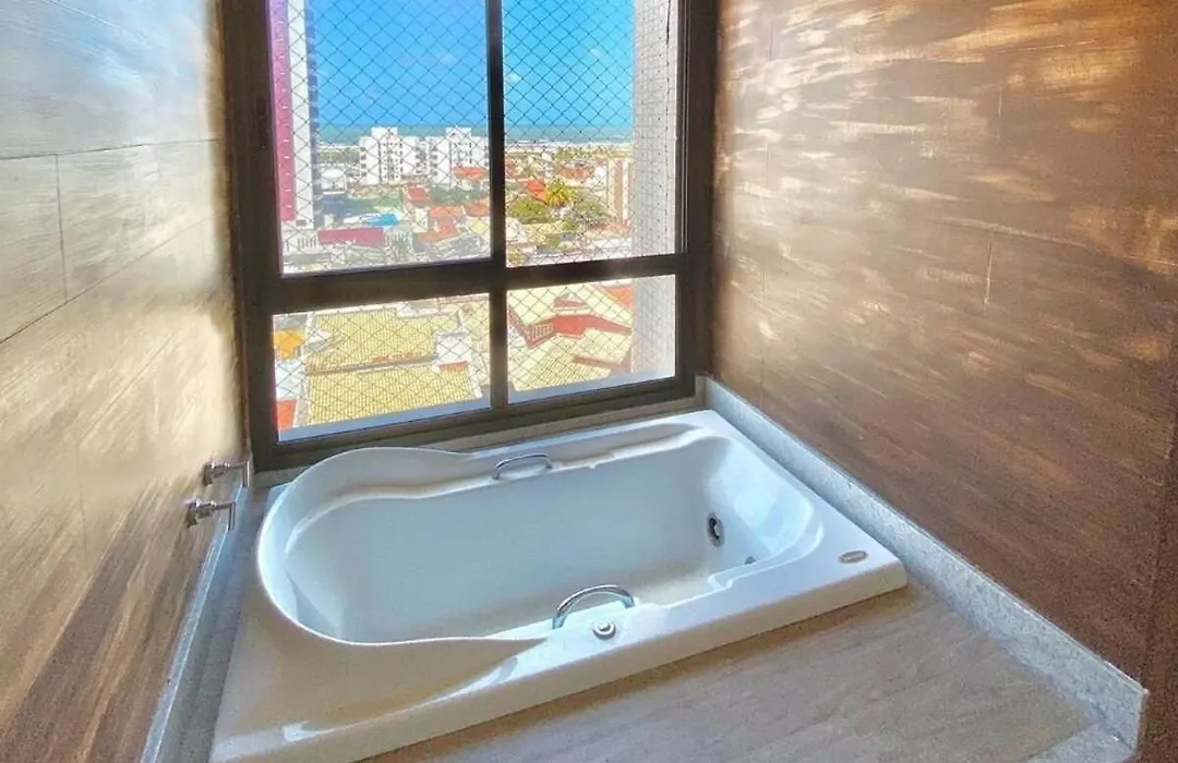 DUPLEX com Hidromassagem total de 02 QUARTOS e Vista MAR-1