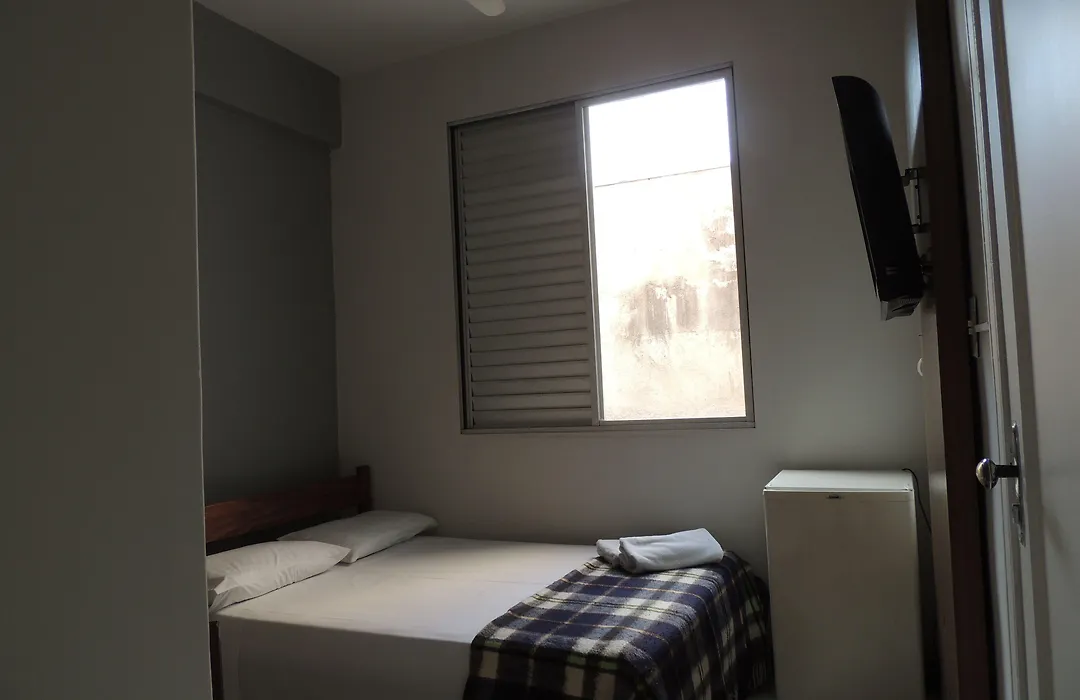 Hotel Economy 888 - Próximo a Praça da Estação e Rodoviária-1