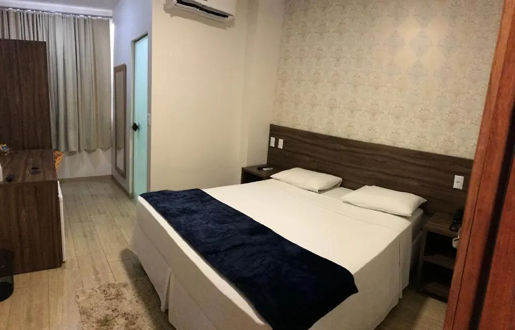 Mac Hotel-1