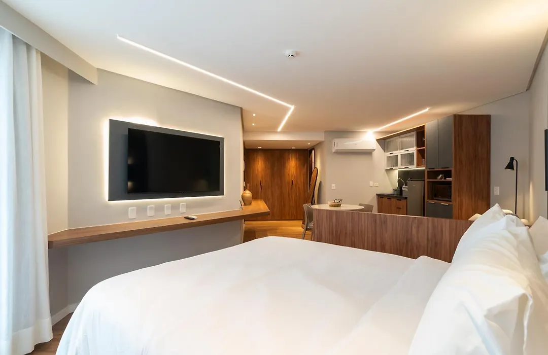 Hy Beach Flats - International-1
