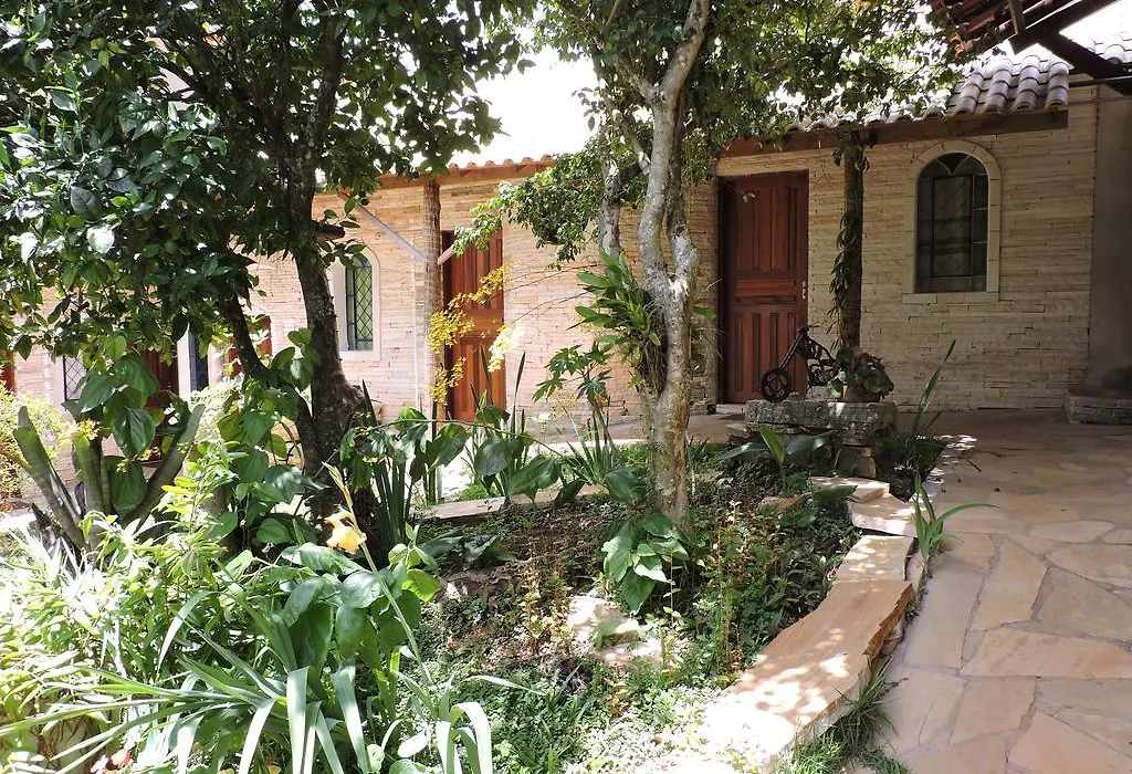 Pousada Casa Da Serra-1