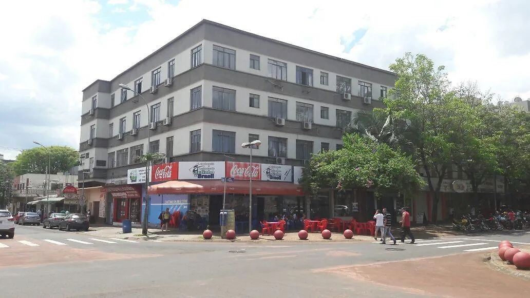 Falls Plaza Hotel-1
