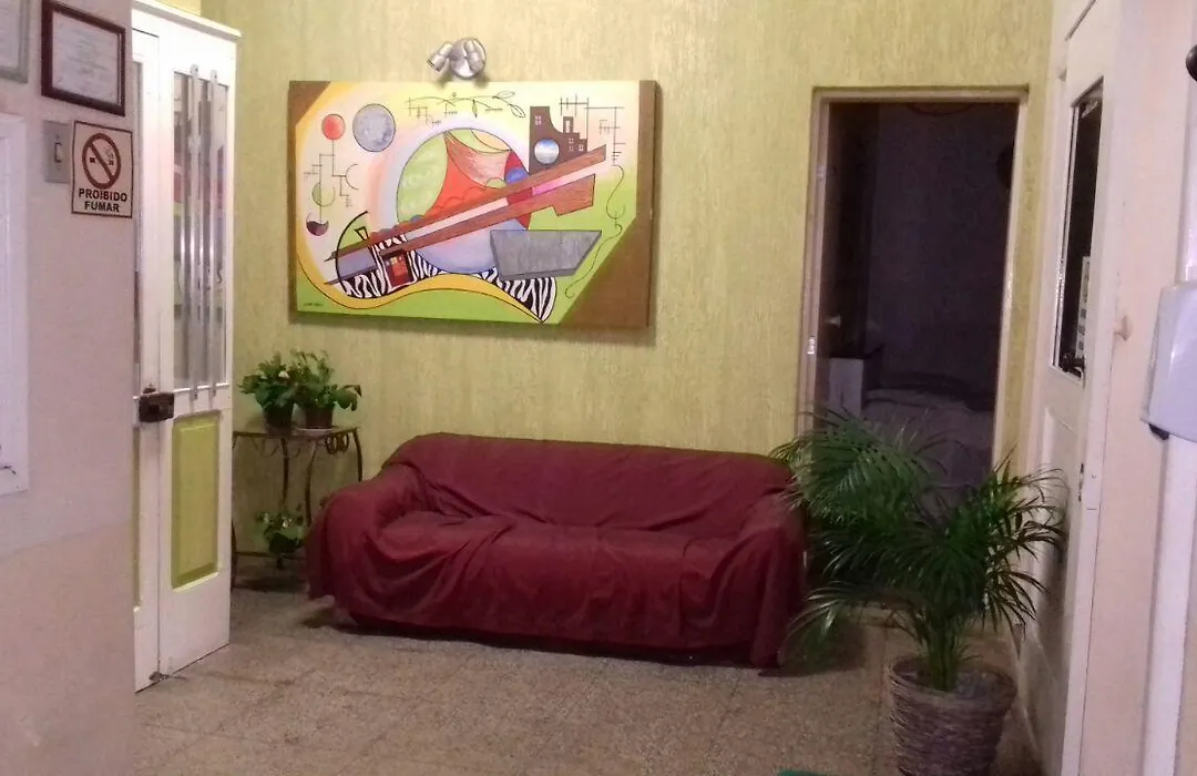 Hotel Car-1