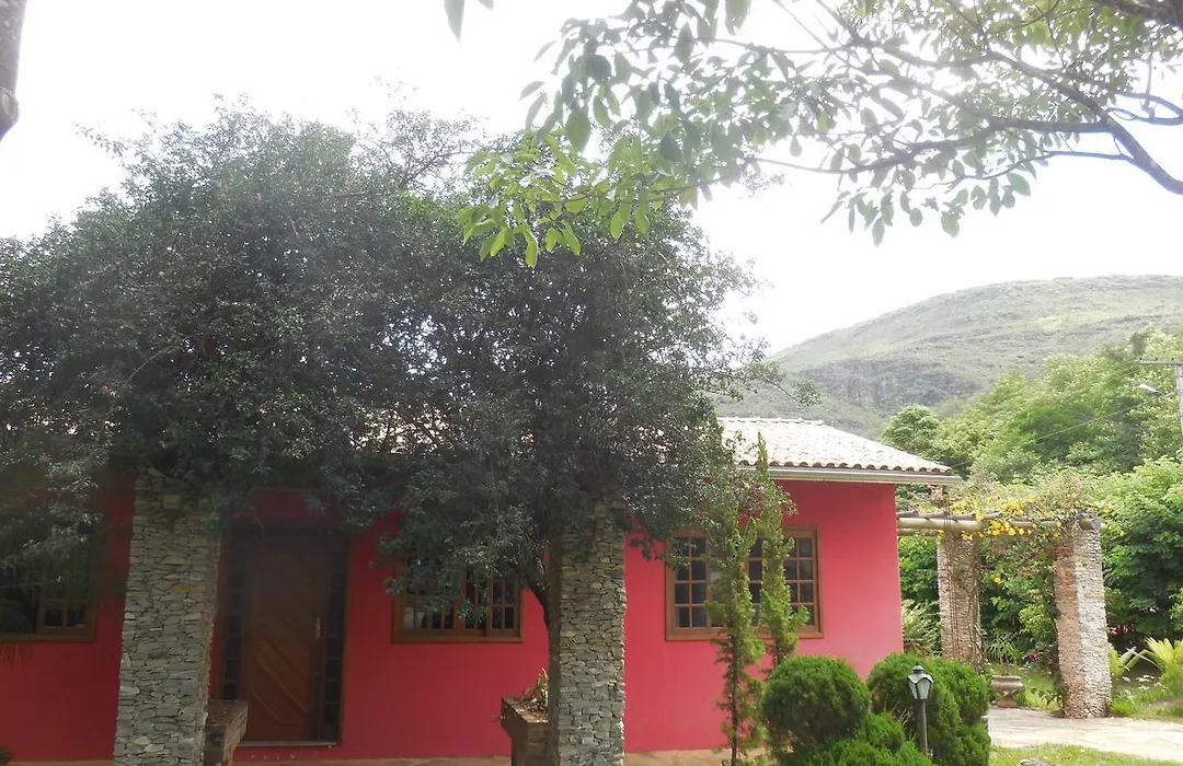 Pousada Vilarejo Da Serra-1