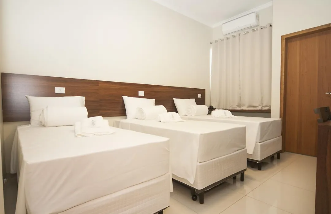 Gold Hotel Navirai-1
