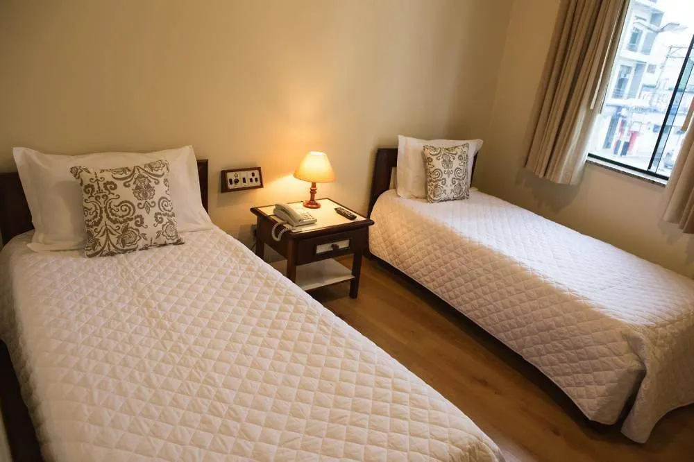 Kafe Hotel-1