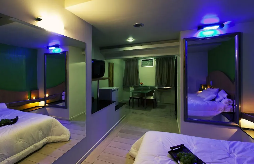 Motel Forest Hills (Adults Only)-1