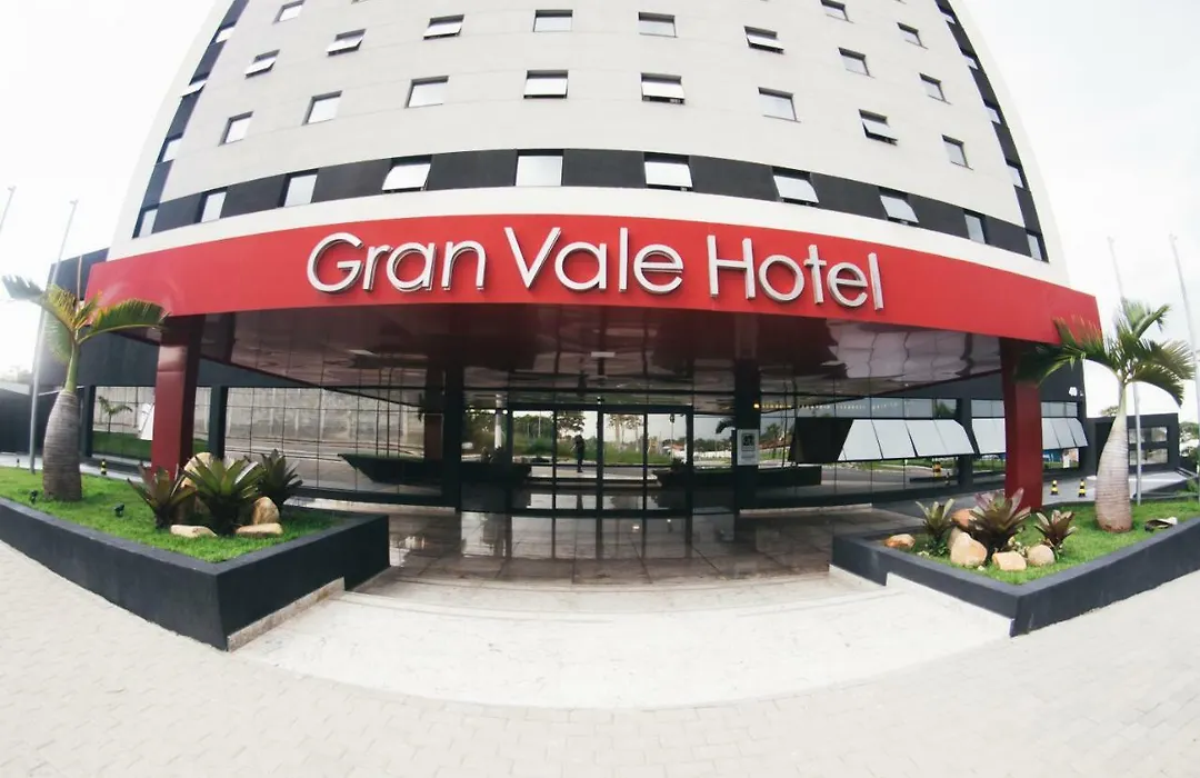 Summit Suites Hotel Cacapava-1