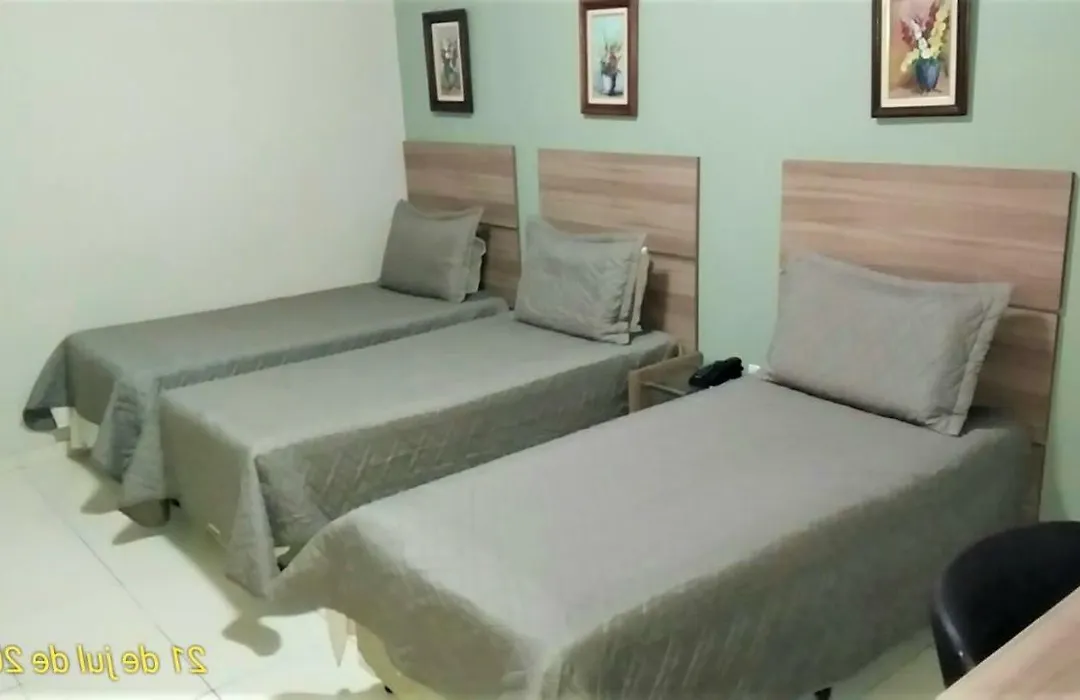 Gold Avenue Hotel-1