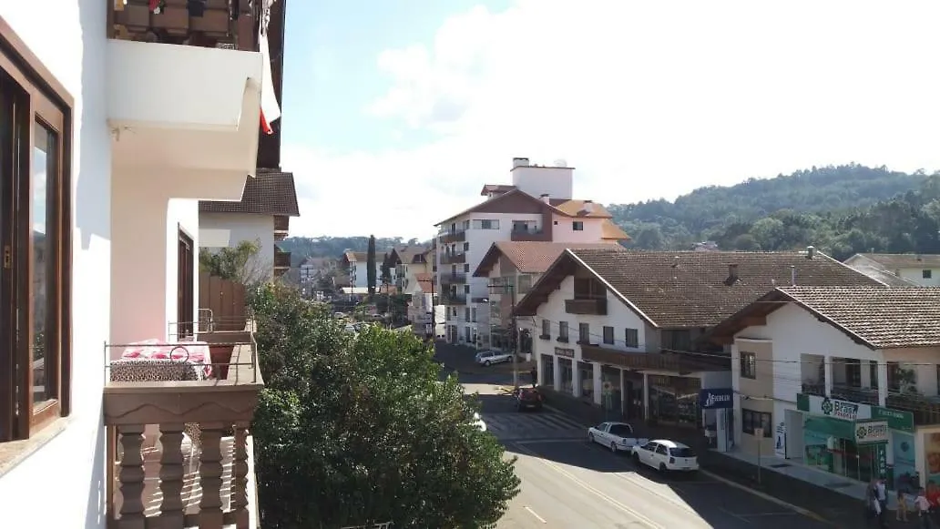 Hospedagem Da Escultora-1