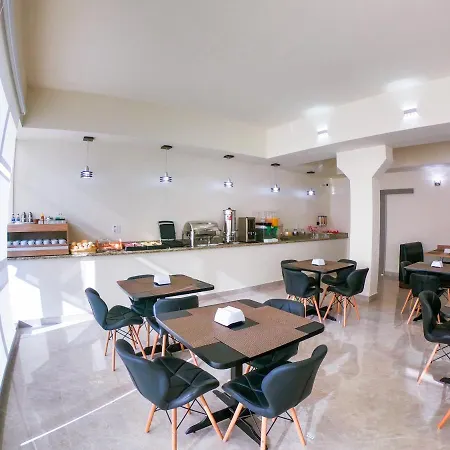Hotel Lago Araras-3