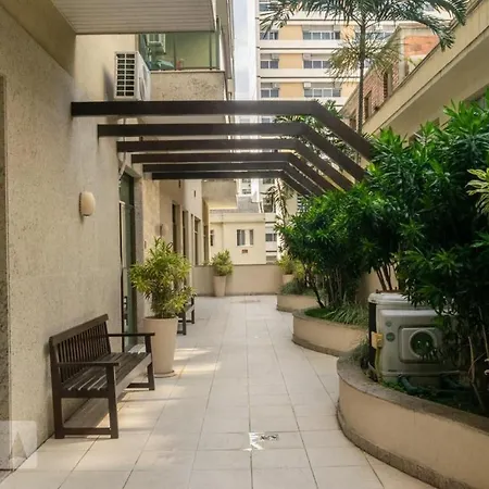 Celebrity Residence Icarai-3