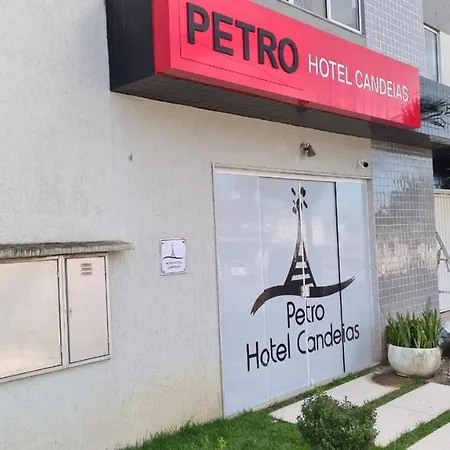 Petro Hotel Candeias-3