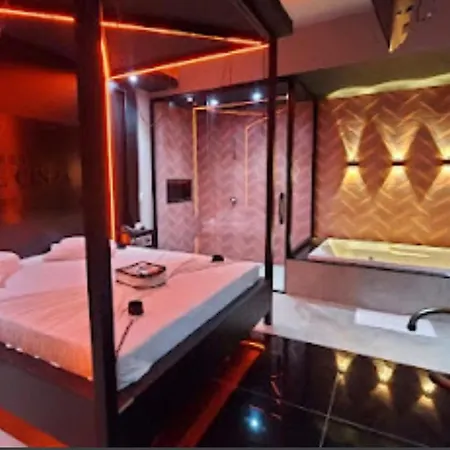 Motel Copacabana Cafe 1-3