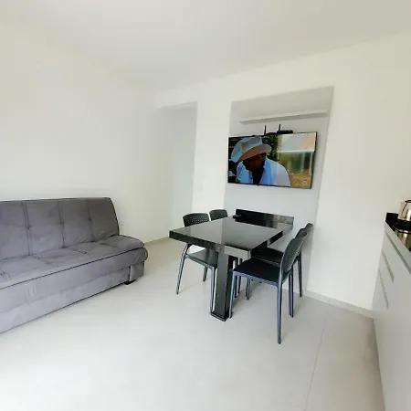 Hospeda Mariscal Flat-3