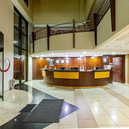 Tri Hotel Executive Caxias-3