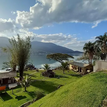 Paraíso da Enseada de Brito-3
