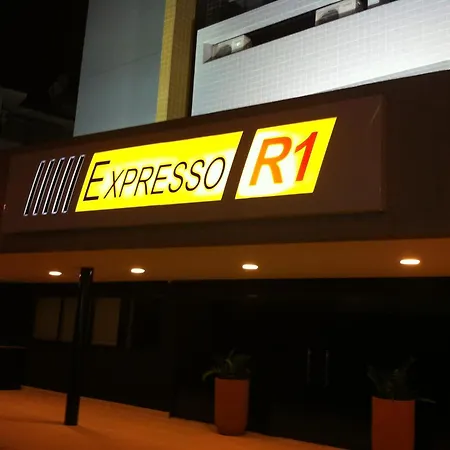 Expresso R1 Hotel-3