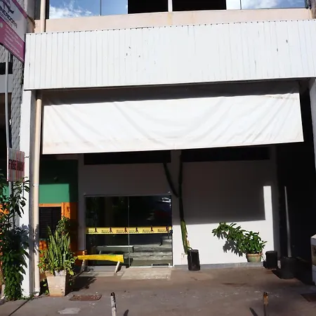 Hostel Freeway-2