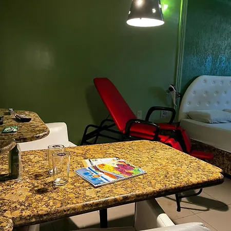 Status Motel Pe15 (Adults Only)-3