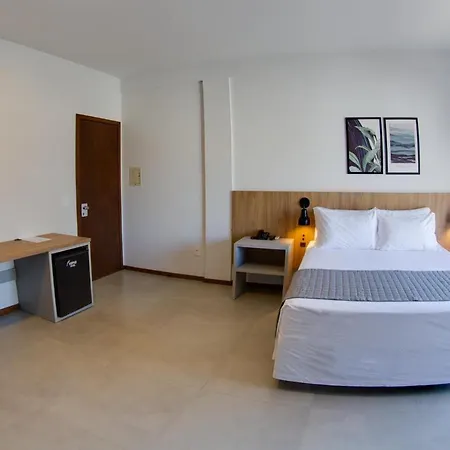 Flipper Hotel-2