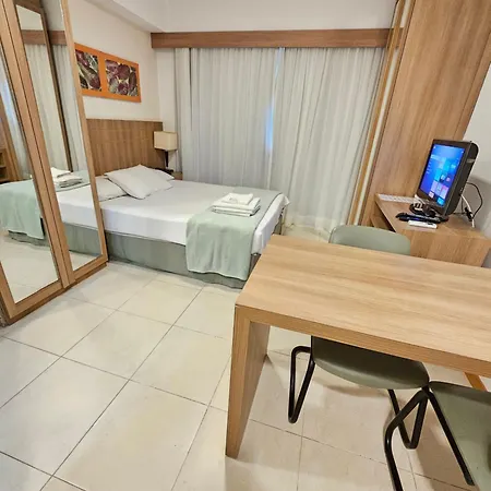FLAT SAINT MORITZ EXPRESS, SHN QUADRA 1, AO LADO DA ESPLANADA DOS MINISTÉRIOS, PRÓXIMO AO ESTÁDIO MANÉ GARRINCHA, COM WI-FI, SMART TV, PISCINA, ACADEMIA, SAUNA, HIDROMASSAGEM By REI DOS FLATS-2