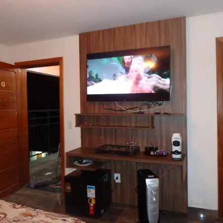 Monte Verde Inn Suítes com Hidromassagem dupla-3