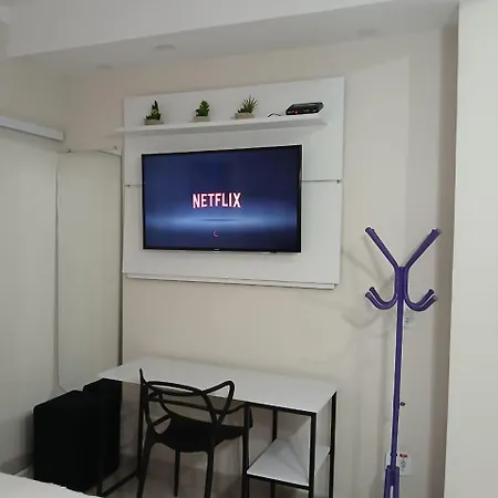 Hospedagem Quarto Chic centro Cunha-3