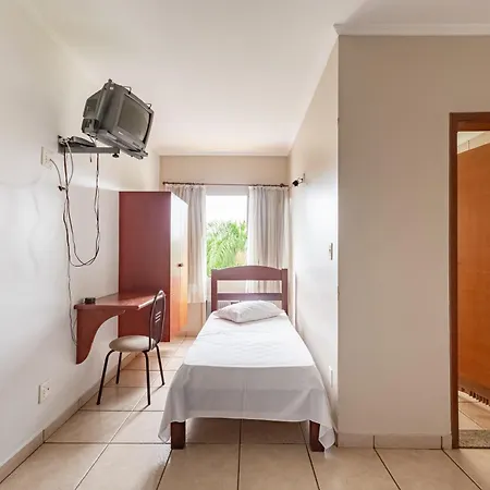 OYO Hotel Vila Rica, Ribeirão Preto-3