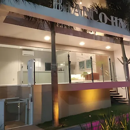 Flat pé na areia c/ vista mar 409 B Branco Haus-2