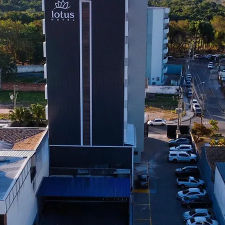 Lotus Hotel - A 6 Km Do Santuario De Aparecida-Sp-3