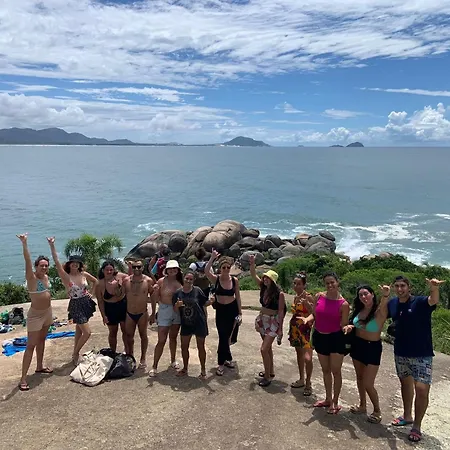 Nômades Vibe da Ilha - Adventure Hostels-3