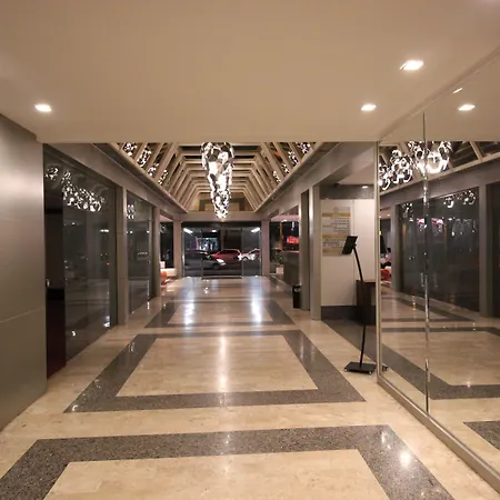 Boulevard Plaza-2