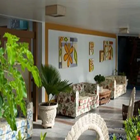 Happy Hotel Girassol-3