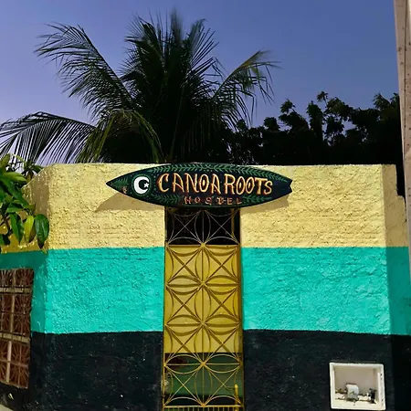 Canoa Roots Hostel & Camping-3