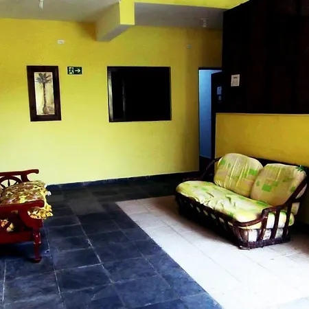 Pousada H Guaruja-3