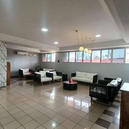 Victoria Plaza Hotel-2