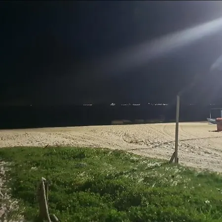 Residencial Bombinhas Pé na Areia-2