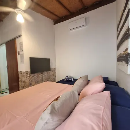 Pousada Recanto Dos Mares-Chales E Suites-Proximo Do Sesc Bertioga-Sp-3