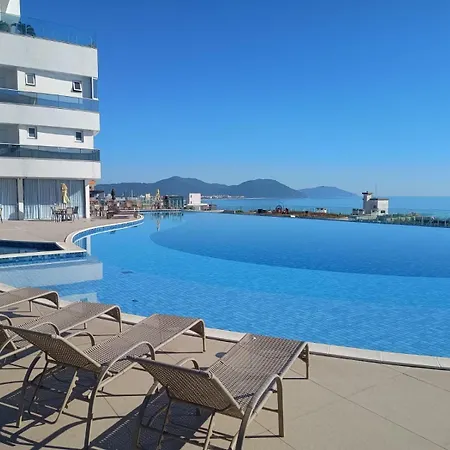 Cobertura com SPA Privativo - 3 Suítes - 8 pessoas - Mirante Home Club-3