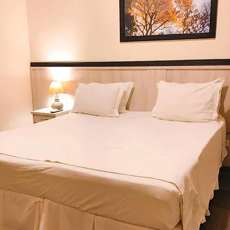 Hotel Brisa Do Japi-2