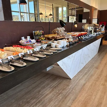 Tryp by Wyndham Brasília Nações-2