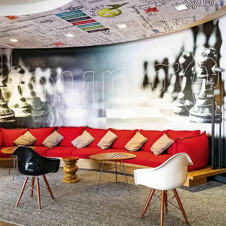 Ibis Joinville-2