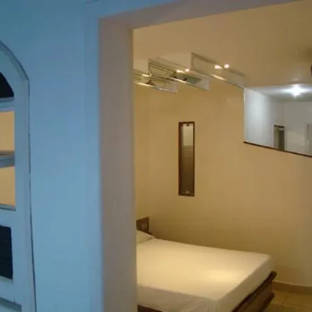 Status Motel Pe15 (Adults Only)-2