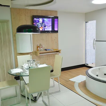Zoom Motel (Adults Only)-3