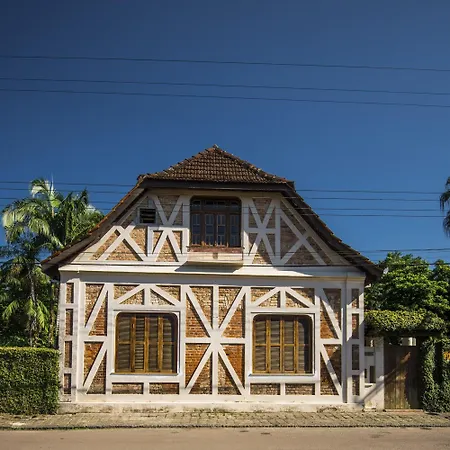 Casa da Estacao - Não é hotel, não é pousada é a casa mais charmosa de Morretes!-3