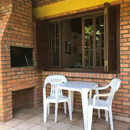 Pousada E Residencial Canto Verde...A Uma Quadra Da Melhor Praia...-3