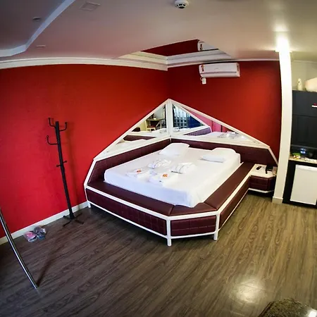Motel Supreme-2