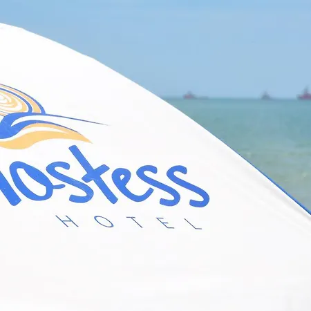Hostess Hotel-3