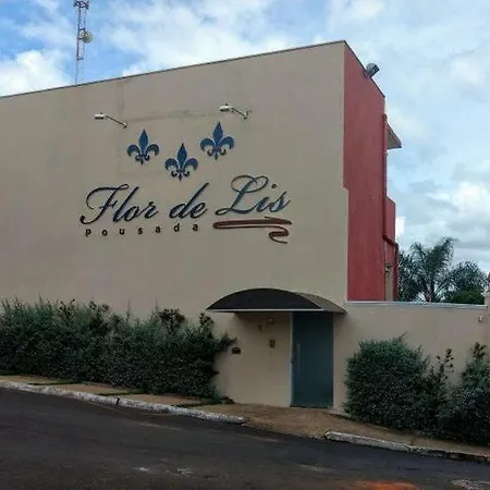 Pousada Flor De Lis-3